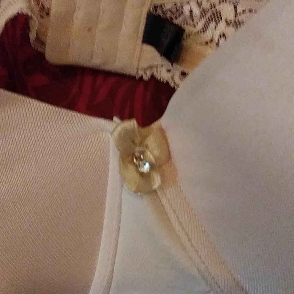 Bra - Picture 2 of 3